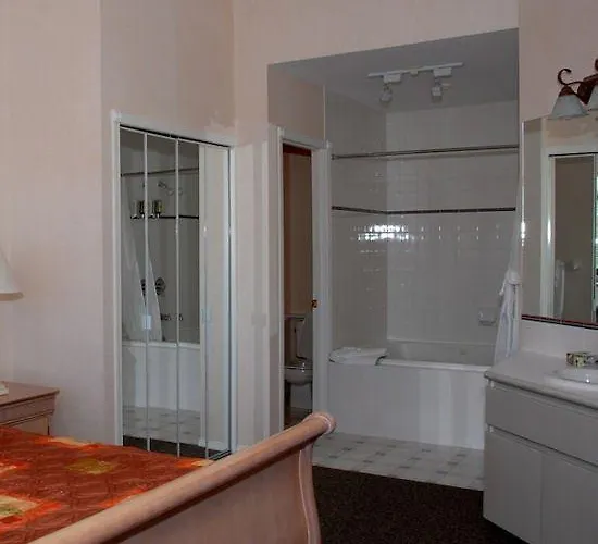 Sunchaser Vacation Villas